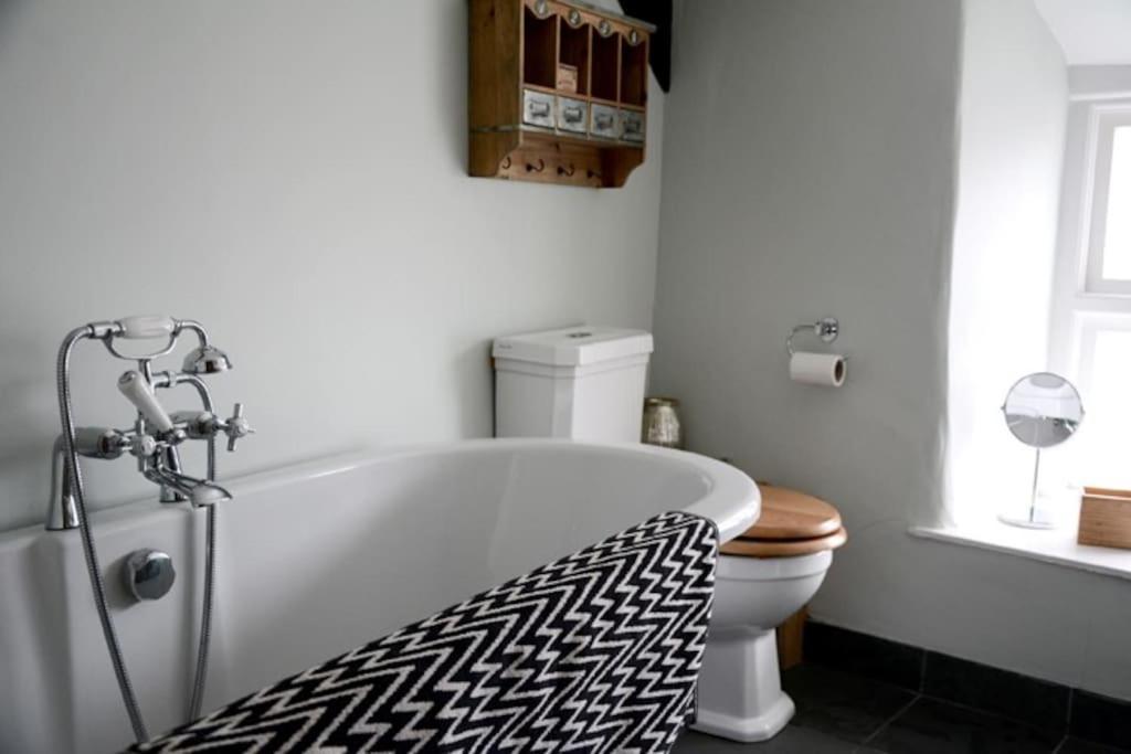 Spring Cottage,Gorgeous And Hi-Spec Kilkhampton Esterno foto
